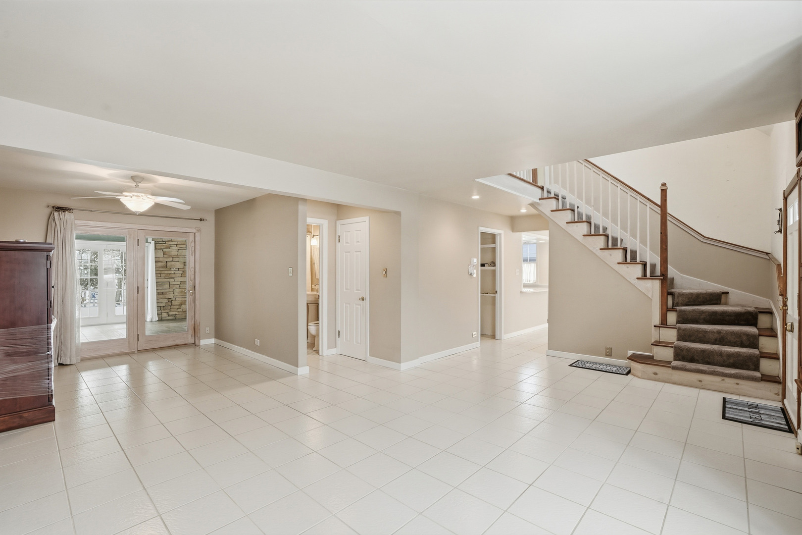 2451 Hawthorne Road, Homewood, IL 60430