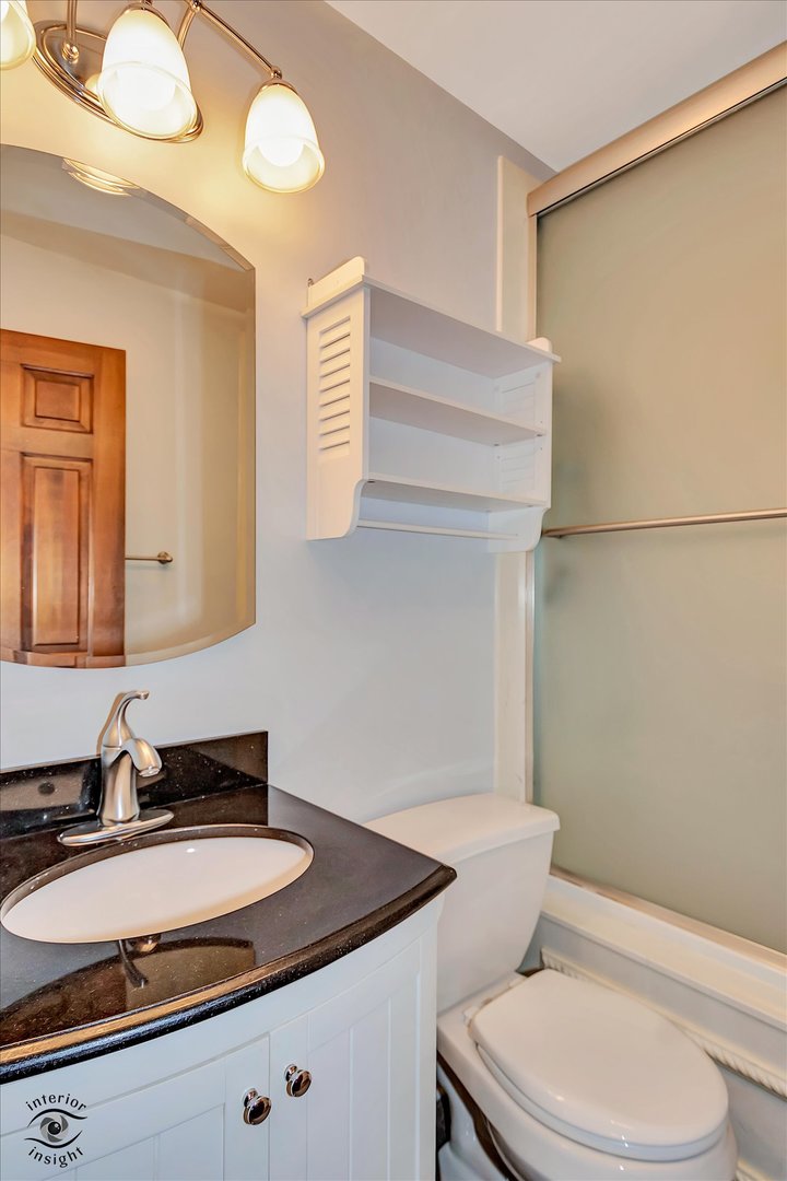 9 Cebold Drive, Montgomery, IL 60538