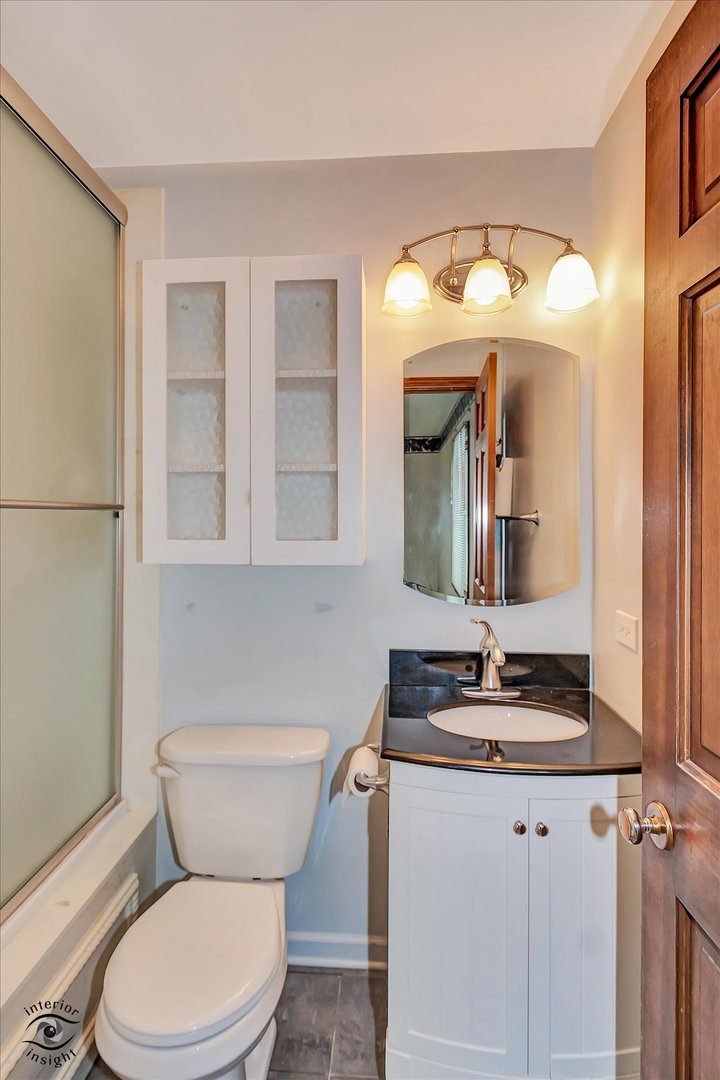 9 Cebold Drive, Montgomery, IL 60538