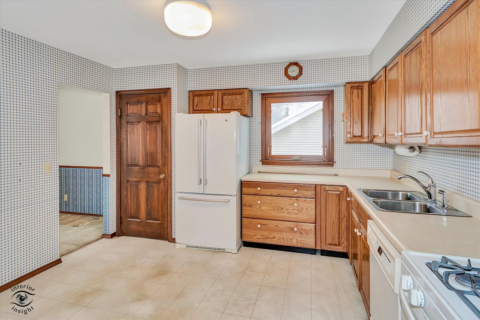 9 Cebold Drive, Montgomery, IL 60538