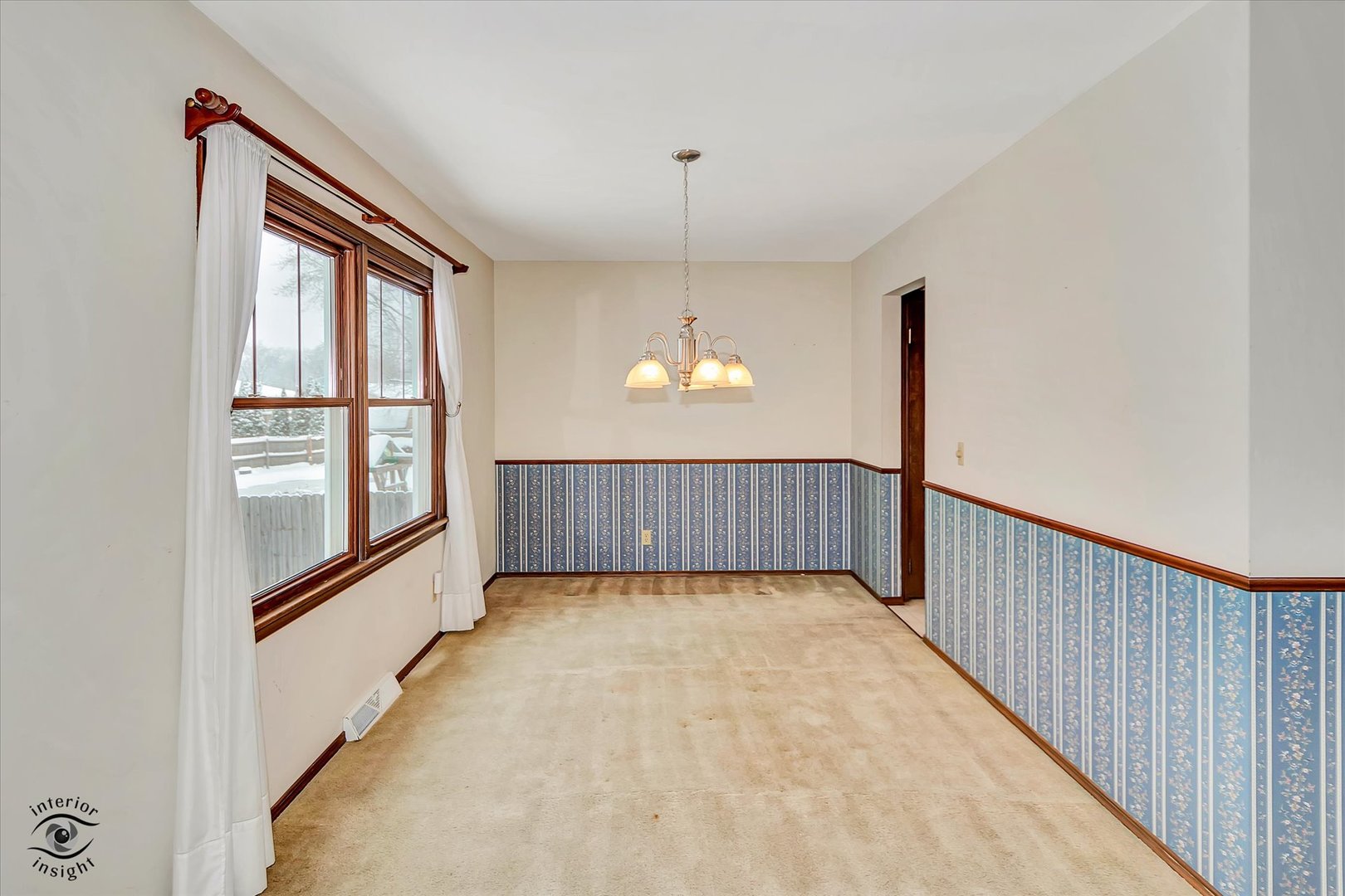 9 Cebold Drive, Montgomery, IL 60538