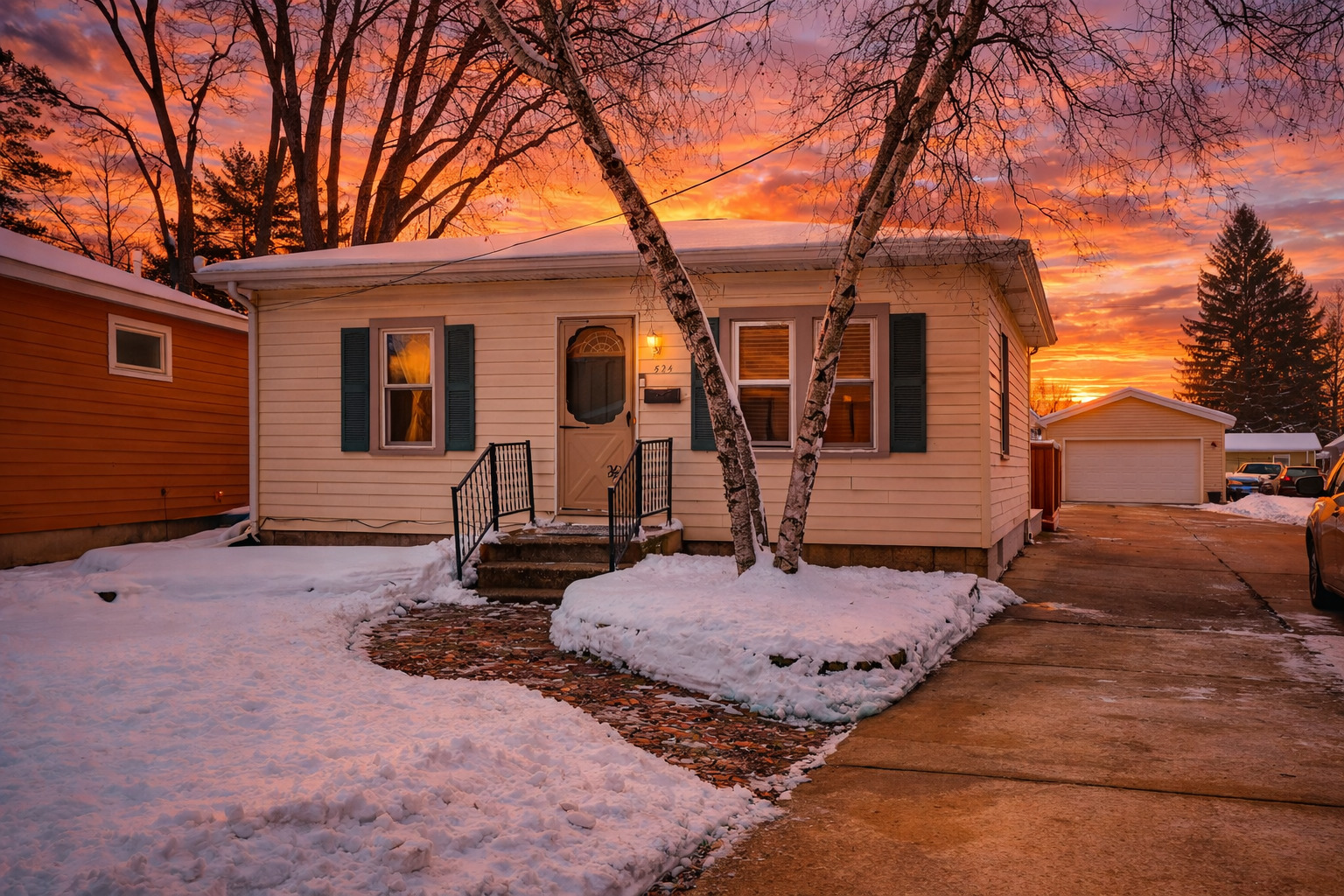 524 N College Street, Batavia, IL 60510