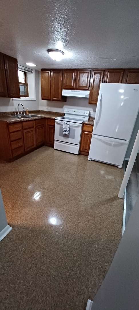 2114 Enoch Avenue #1, Zion, IL 60099