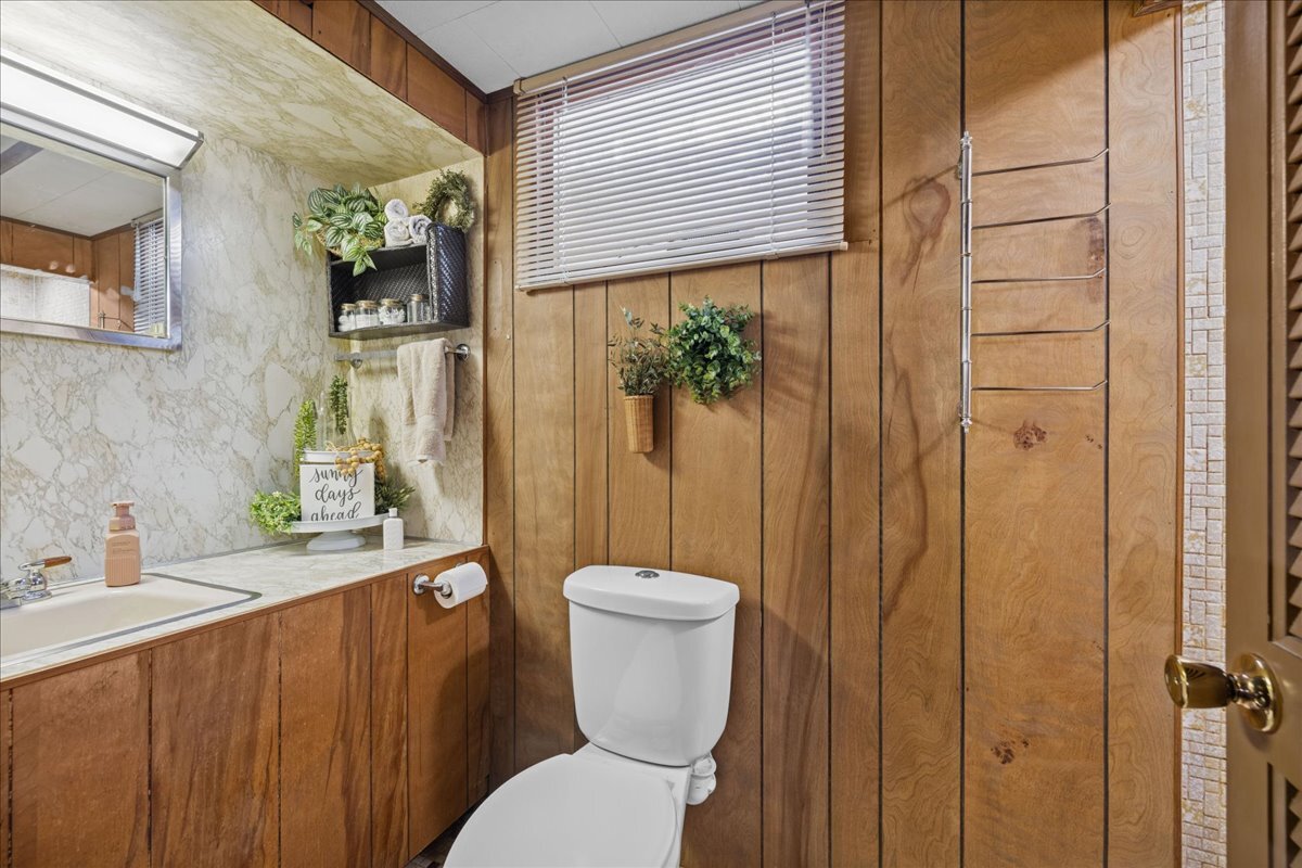 656 Oak Street, Woodstock, IL 60098