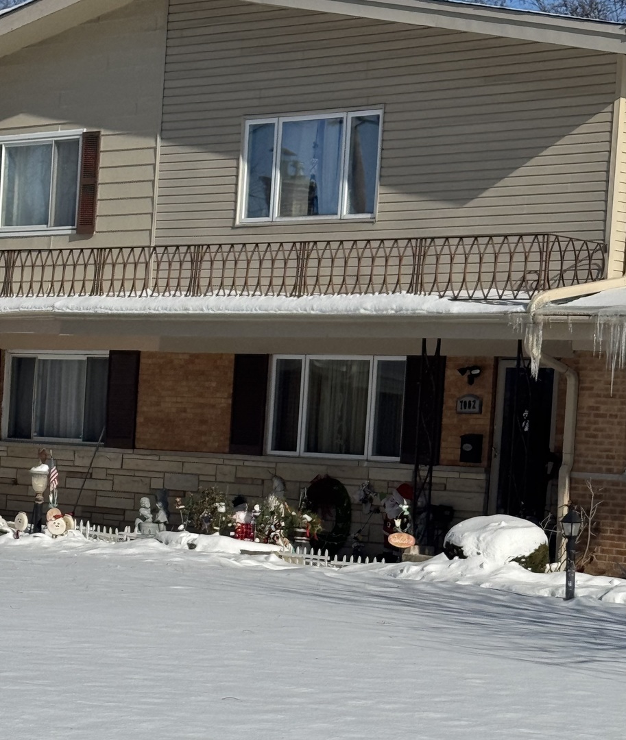 7002 W Carol Avenue, Niles, IL 60714