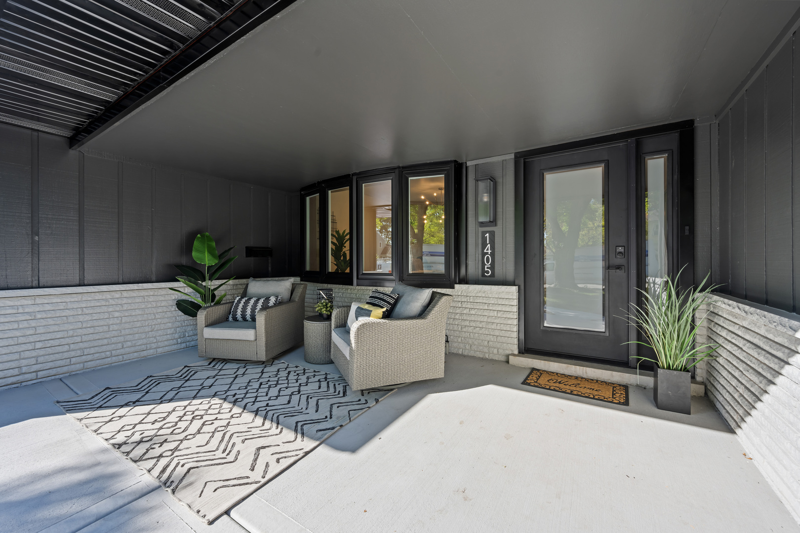 1405 N West Street, Naperville, IL 60563