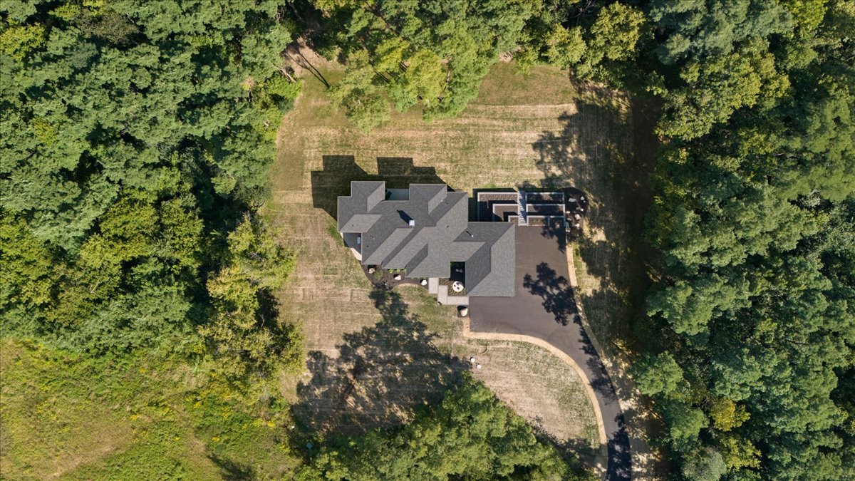 815 N English Settlement Avenue, Burlington, WI 53105