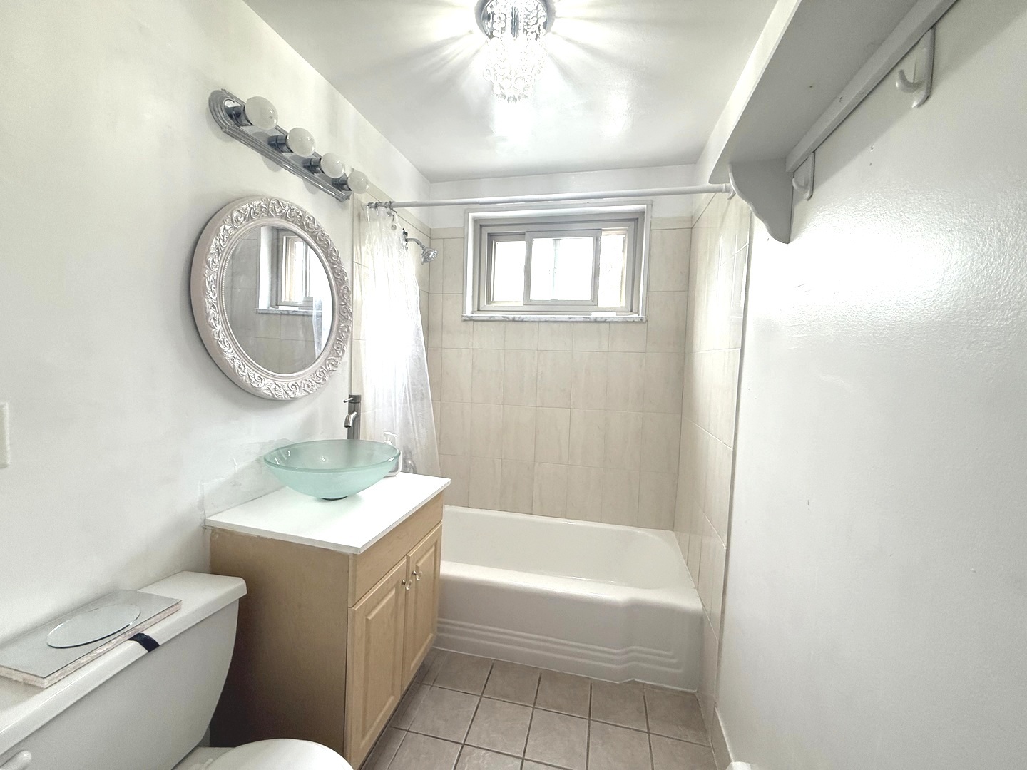 2014 W 111th Street #2N, Chicago, IL 60643