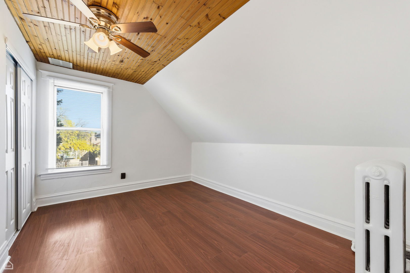 7635 W Foster Avenue #2, Chicago, IL 60656