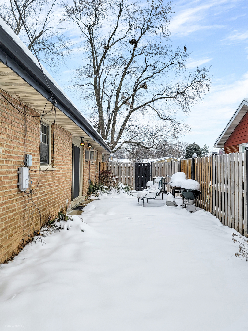 10900 S RUTHERFORD Avenue, Worth, IL 60482