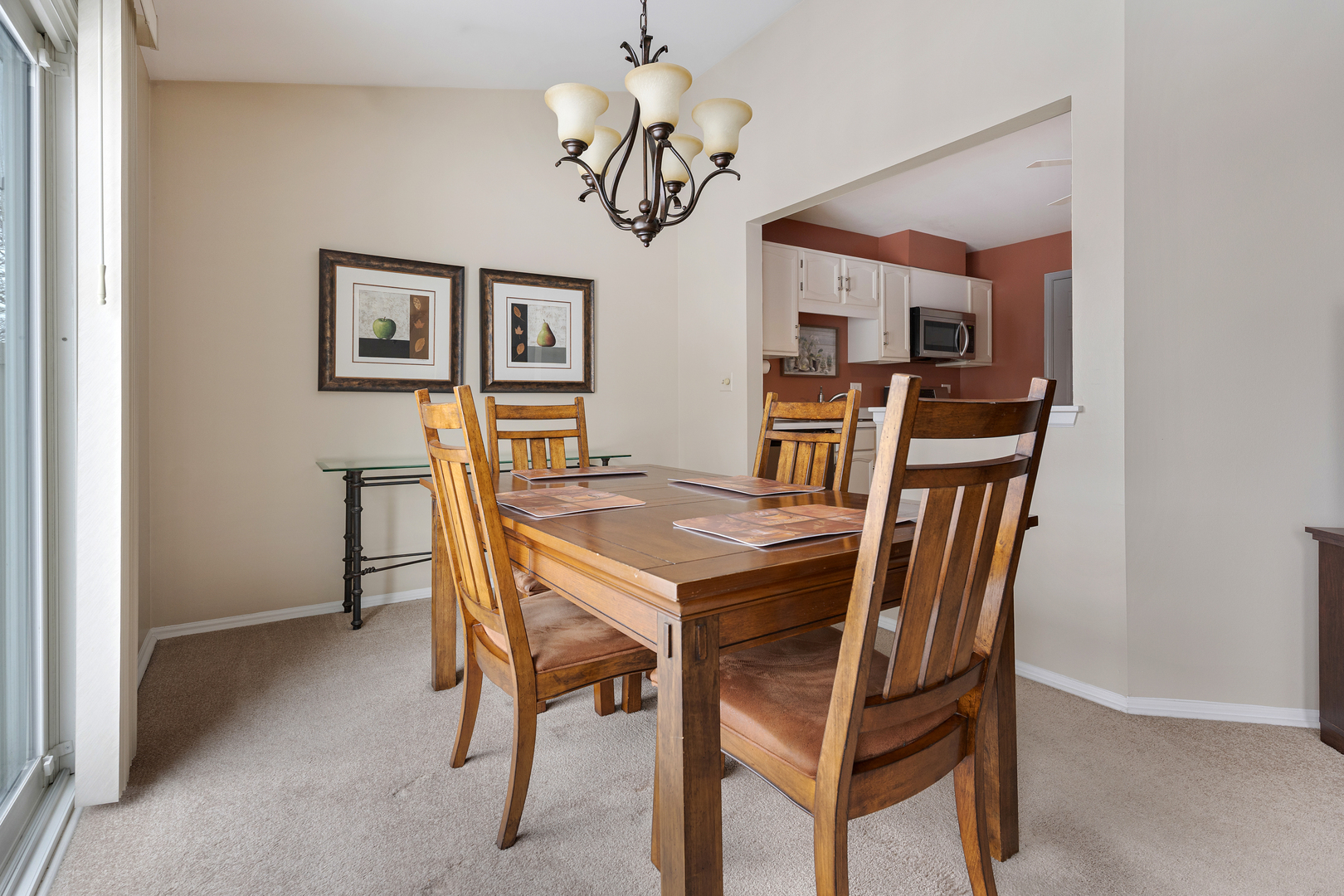 1600 Brittany Court #C2, Wheeling, IL 60090