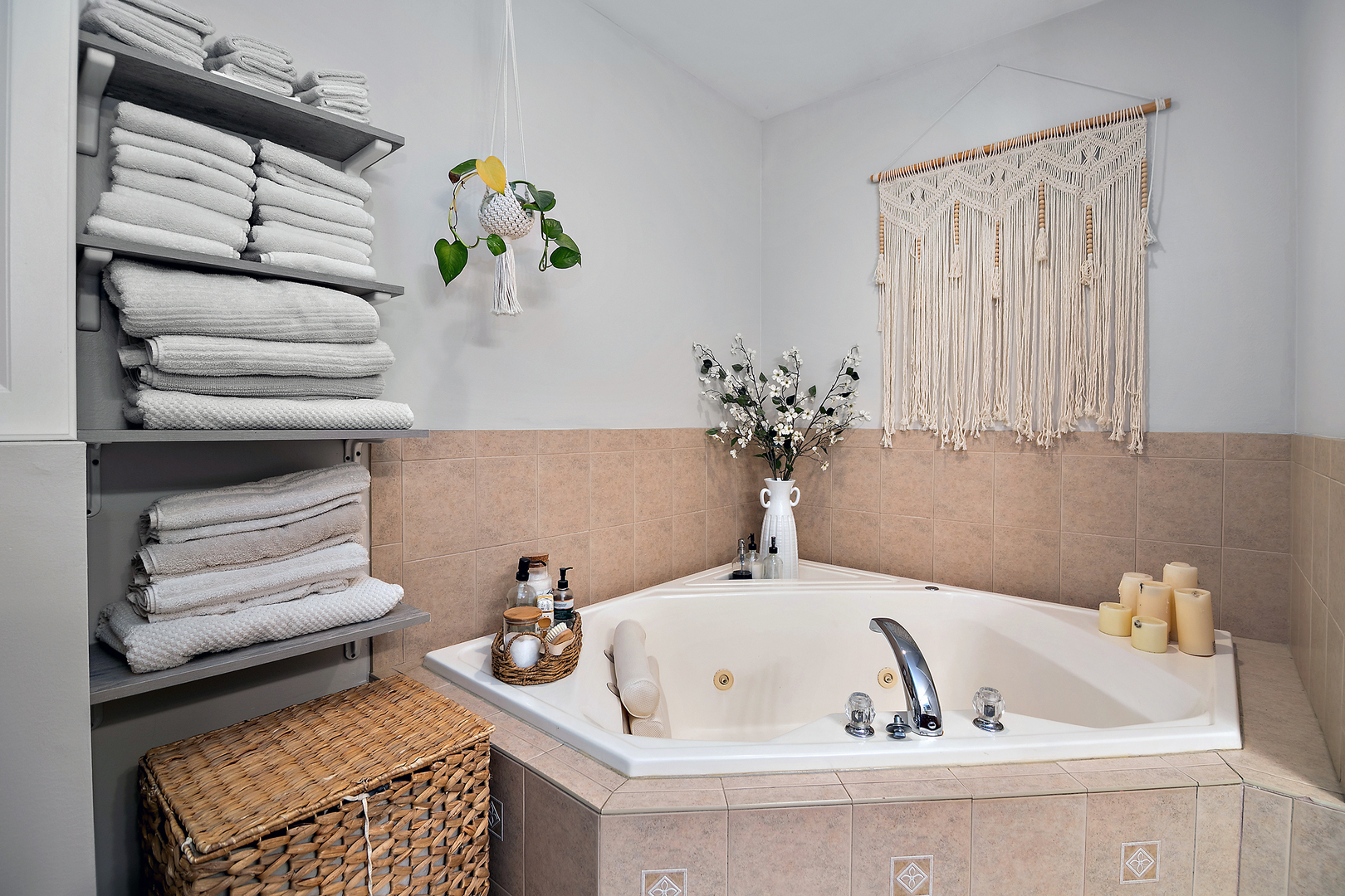 1472 W Cap Circle, Bourbonnais, IL 60914