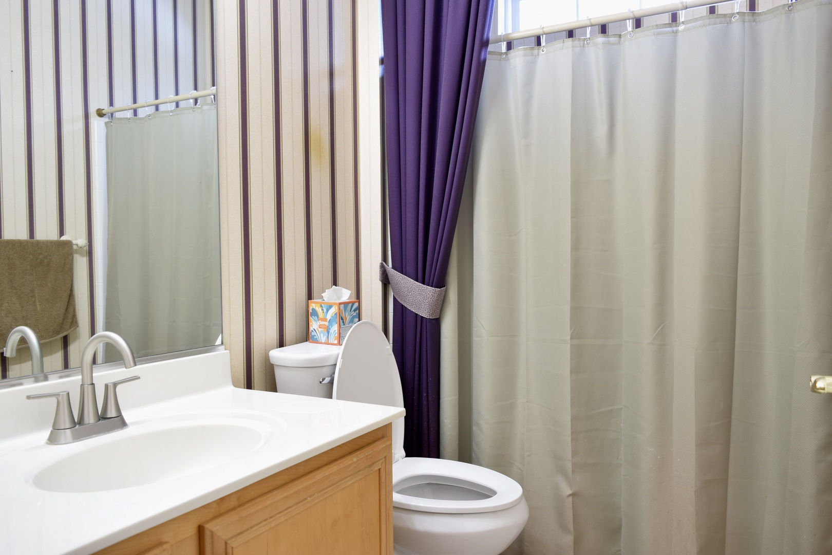 1126 N Oakwood Drive #1126, Fox Lake, IL 60020