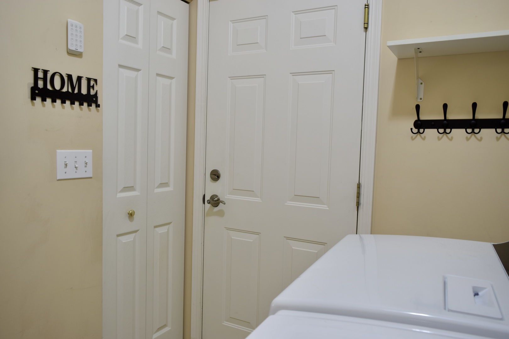 1126 N Oakwood Drive #1126, Fox Lake, IL 60020