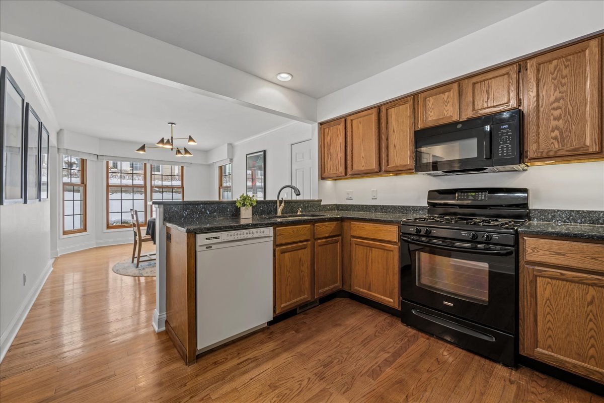 231 Sedgewick Circle, St. Charles, IL 60174