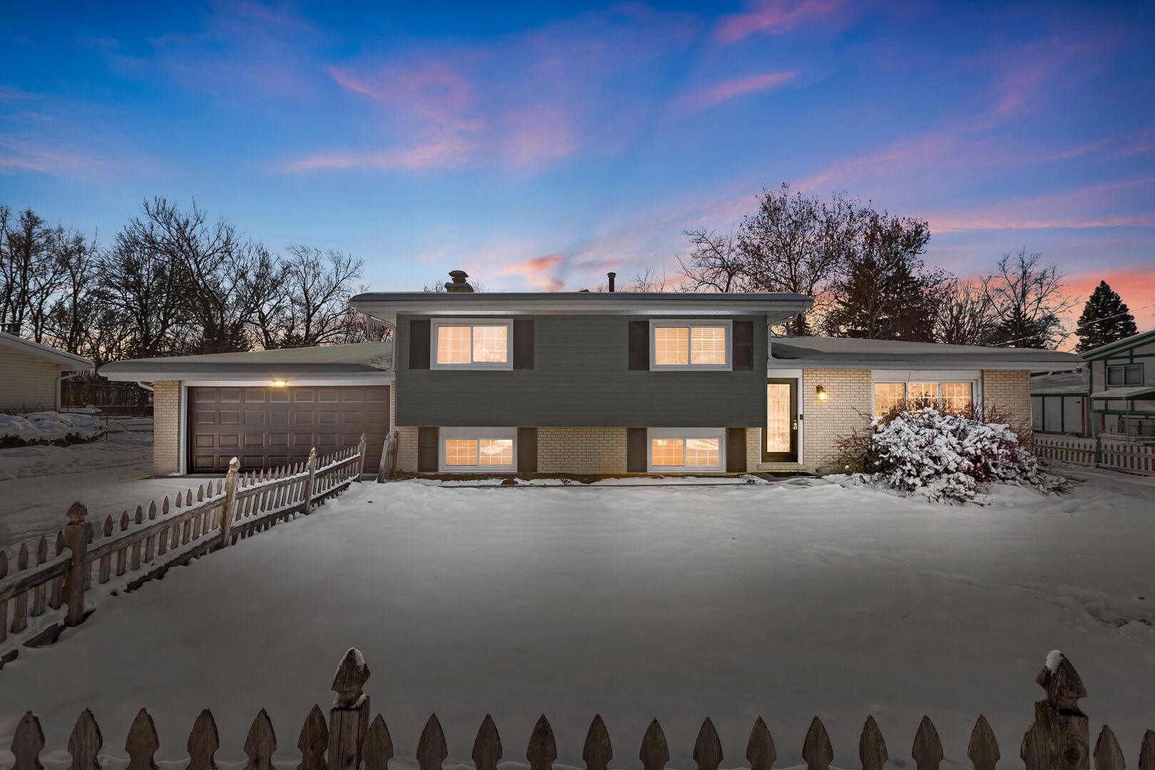 28 E 55th Street, Hinsdale, IL 60521