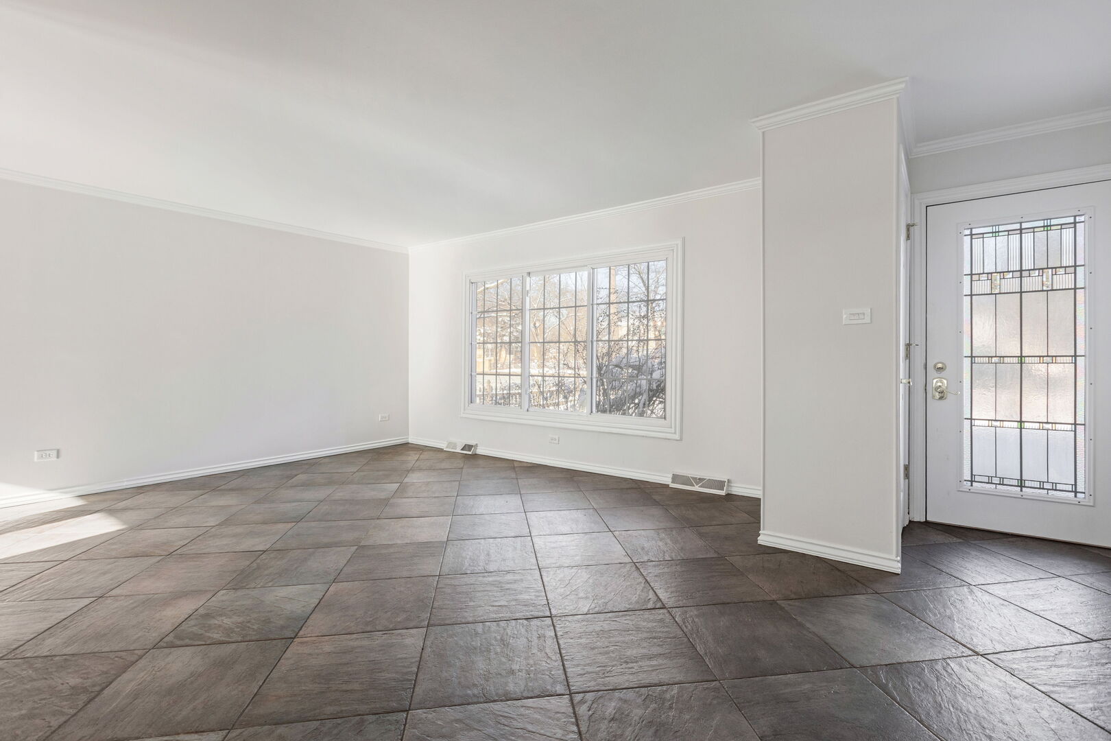 28 E 55th Street, Hinsdale, IL 60521