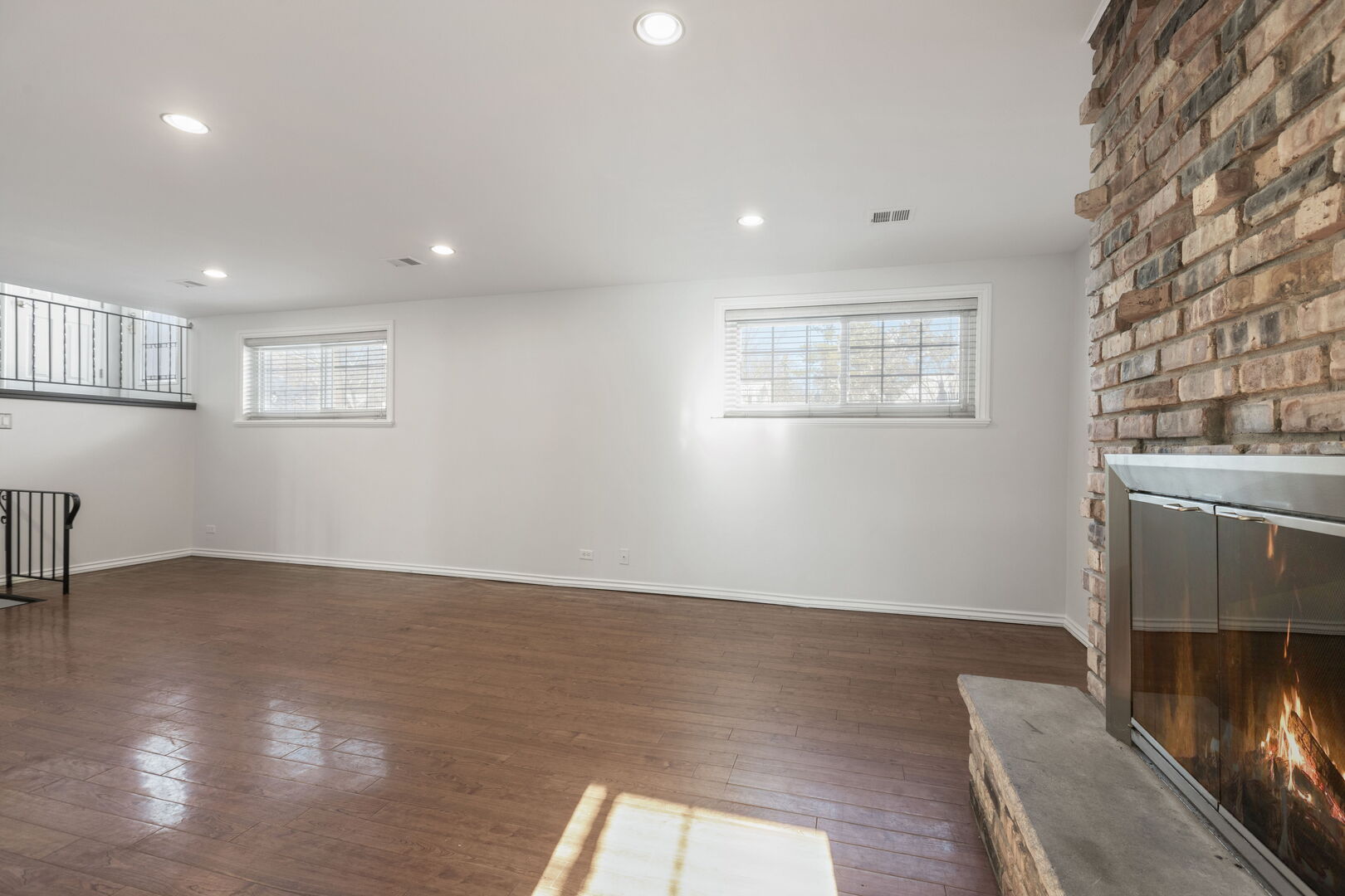 28 E 55th Street, Hinsdale, IL 60521