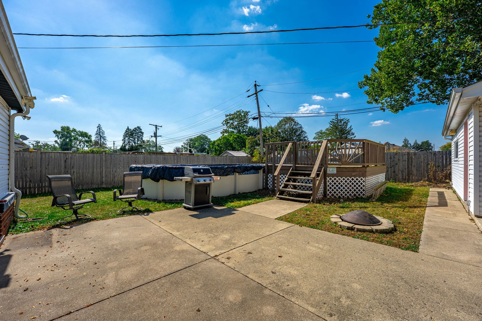 616 S Ahrens Avenue, Lombard, IL 60148