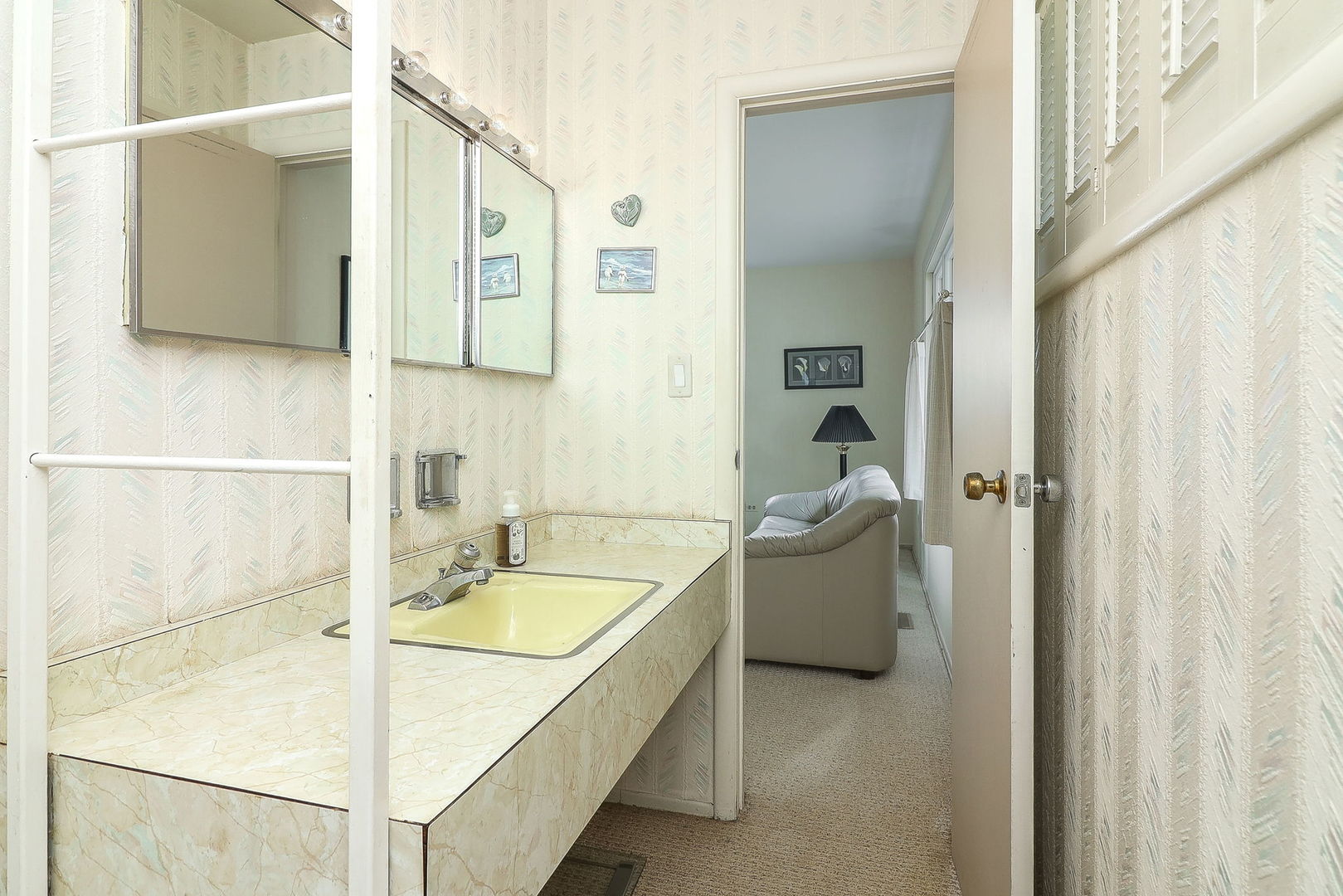 21W117 Glen Park Road, Lombard, IL 60148