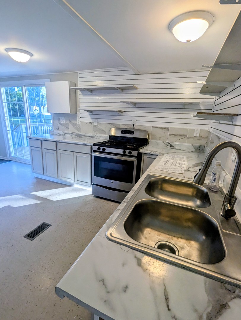 9001 W 133rd Avenue #30, Cedar Lake, IN 46303