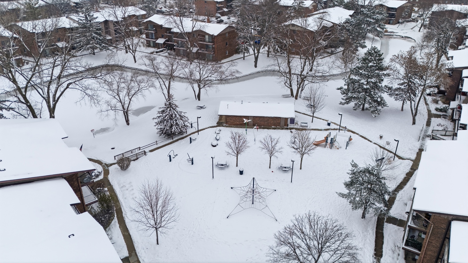 2556 Waterbury Drive #1905, Woodridge, IL 60517