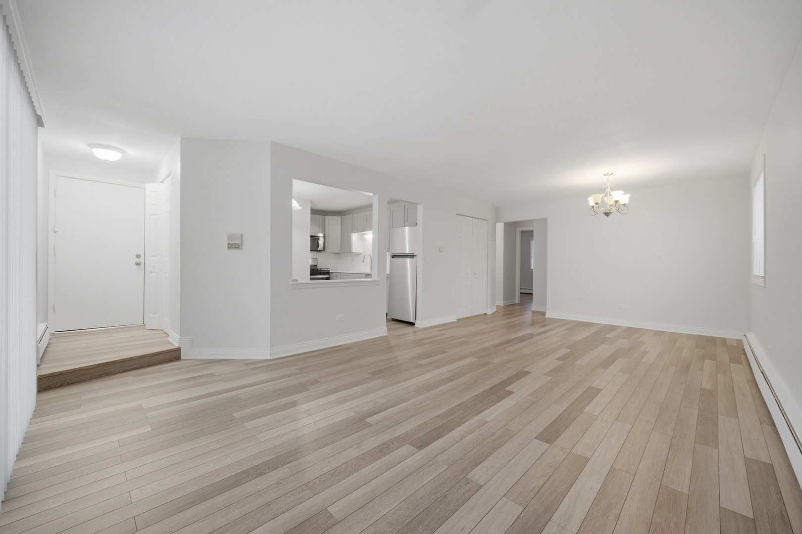 2556 Waterbury Drive #1905, Woodridge, IL 60517