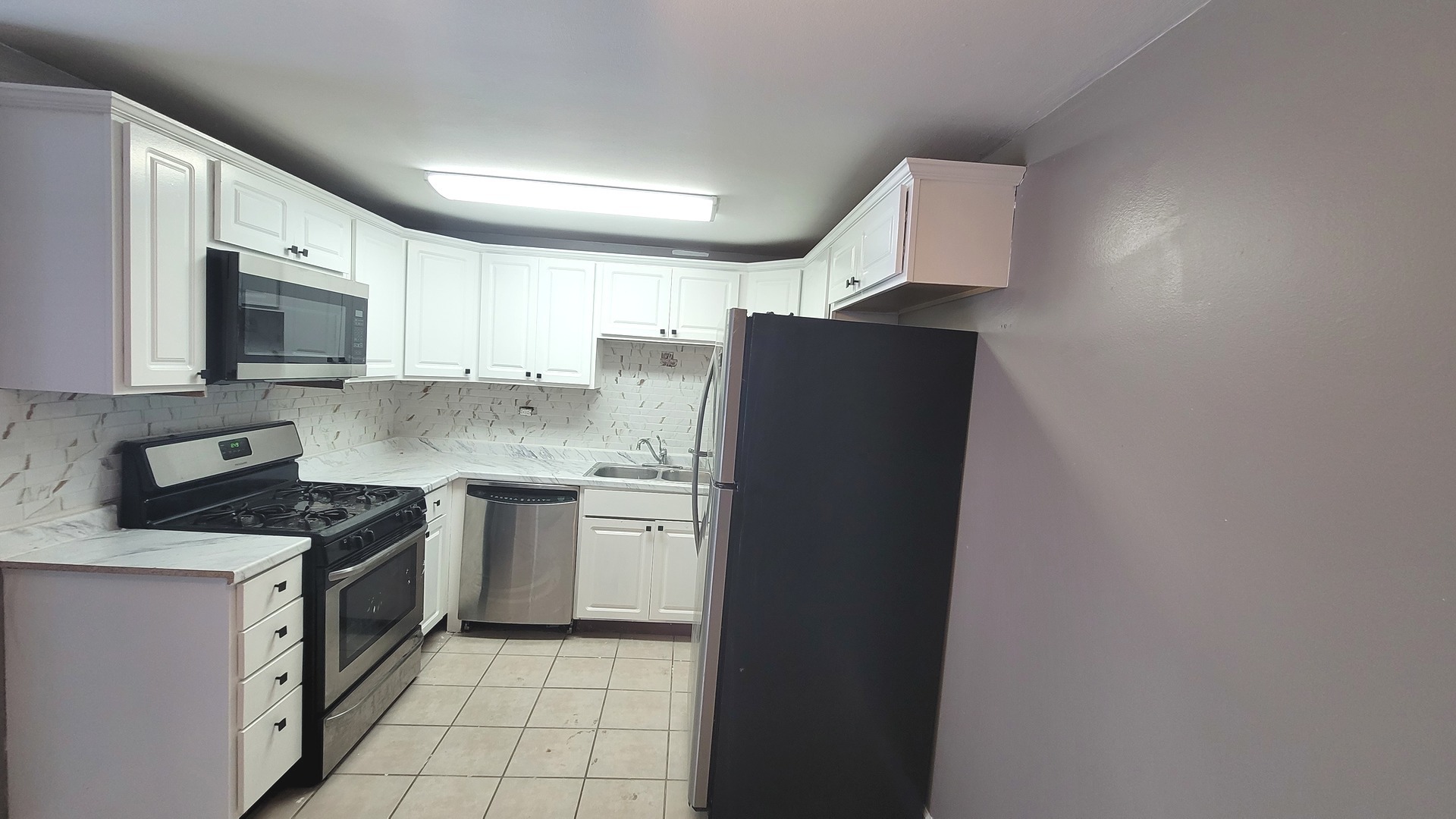 1304 Yarmouth Court #1304, Schaumburg, IL 60193