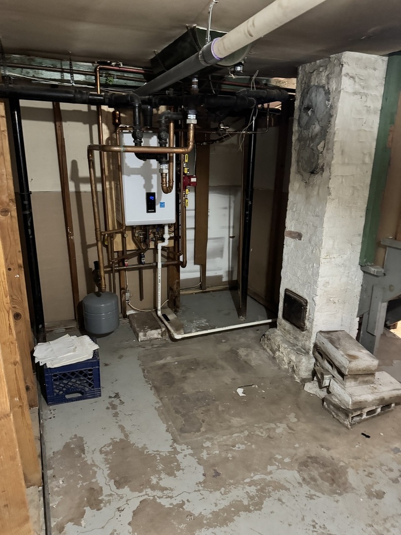 9005 S Paulina Street, Chicago, IL 60620