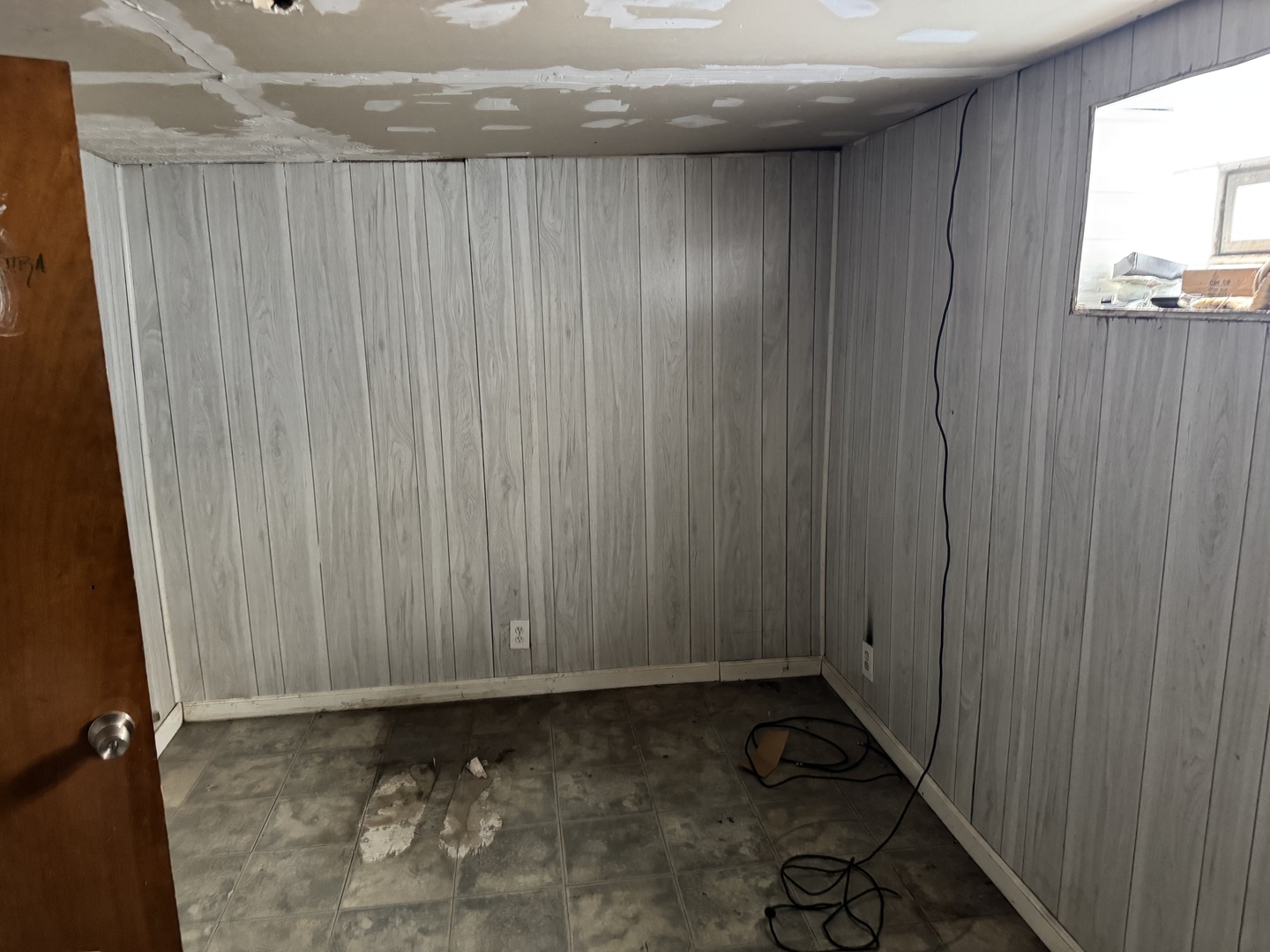 9005 S Paulina Street, Chicago, IL 60620