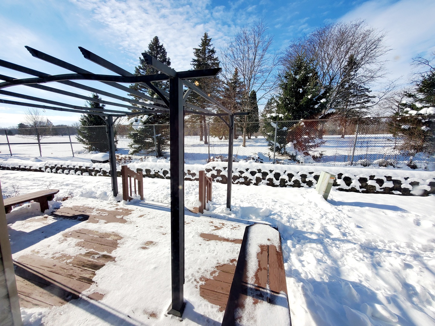 1422 N Driftwood Avenue, Palatine, IL 60067