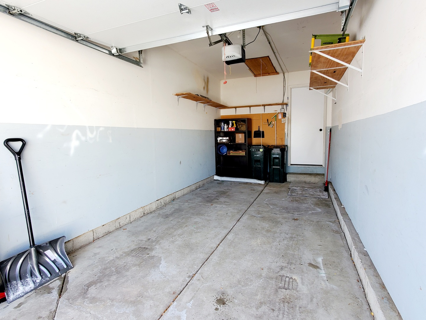 1422 N Driftwood Avenue, Palatine, IL 60067