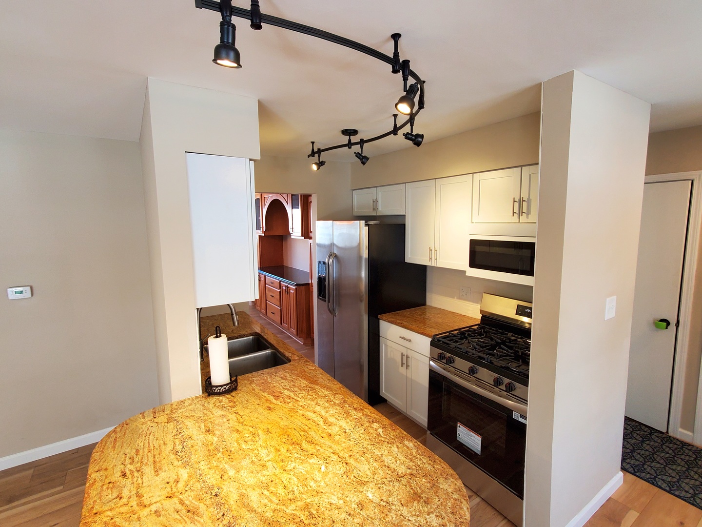 1422 N Driftwood Avenue, Palatine, IL 60067