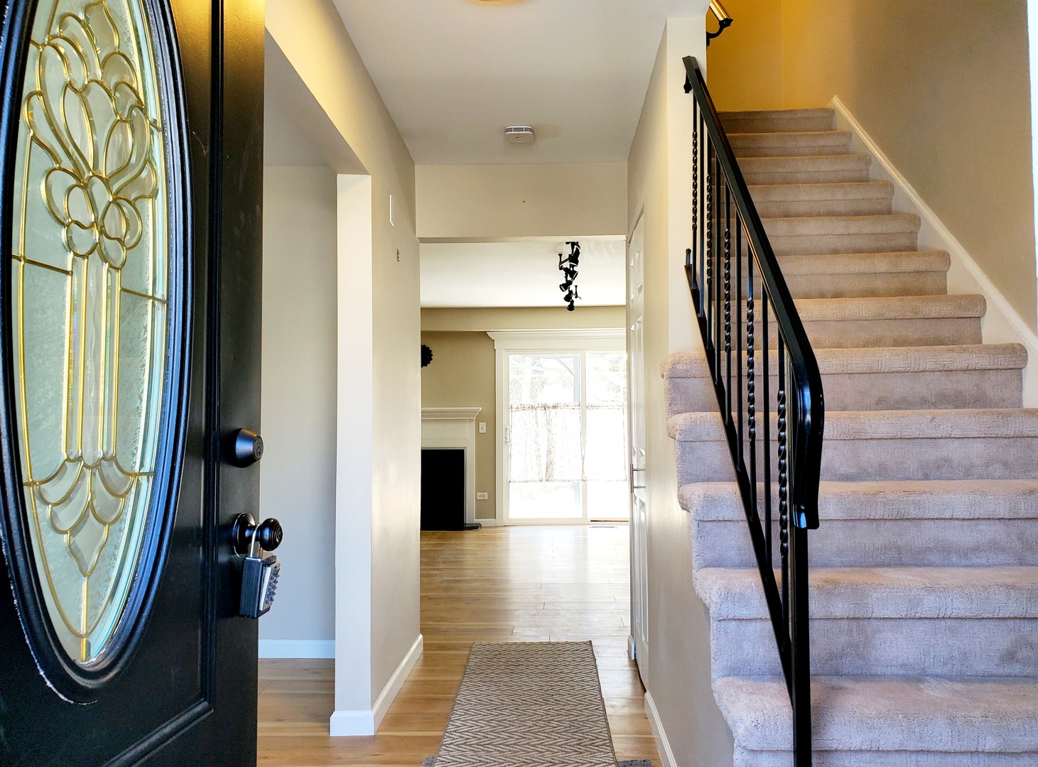 1422 N Driftwood Avenue, Palatine, IL 60067