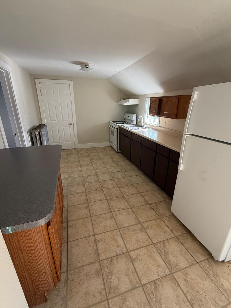 321 S Martin Luther King Jr Avenue #2, Waukegan, IL 60085