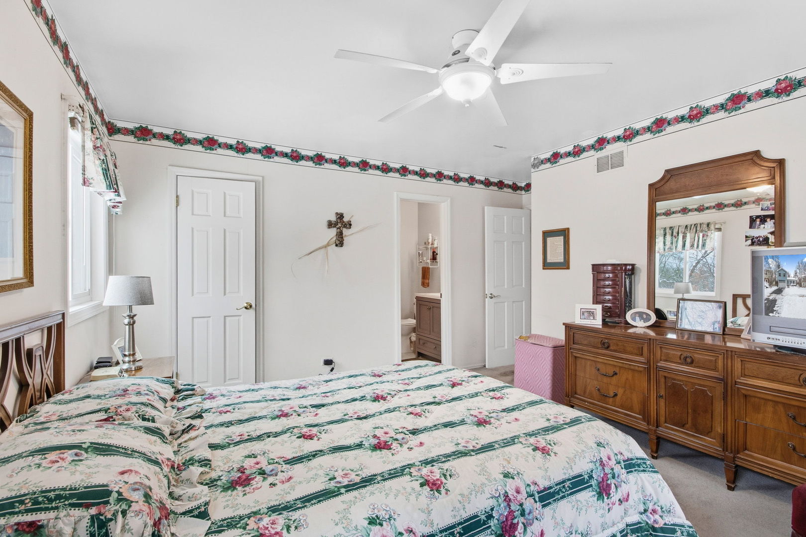 710 Morris Court, Lombard, IL 60148