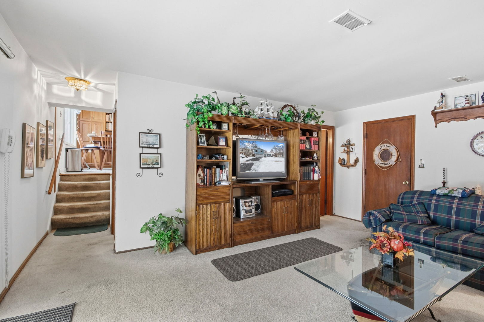 710 Morris Court, Lombard, IL 60148