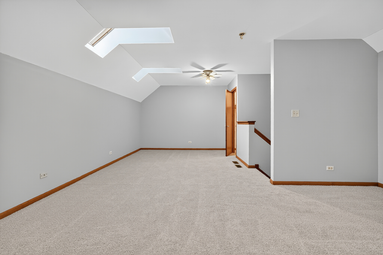 7912 W 105th Street, Palos Hills, IL 60465