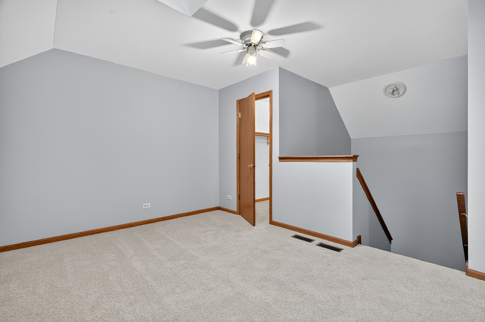 7912 W 105th Street, Palos Hills, IL 60465