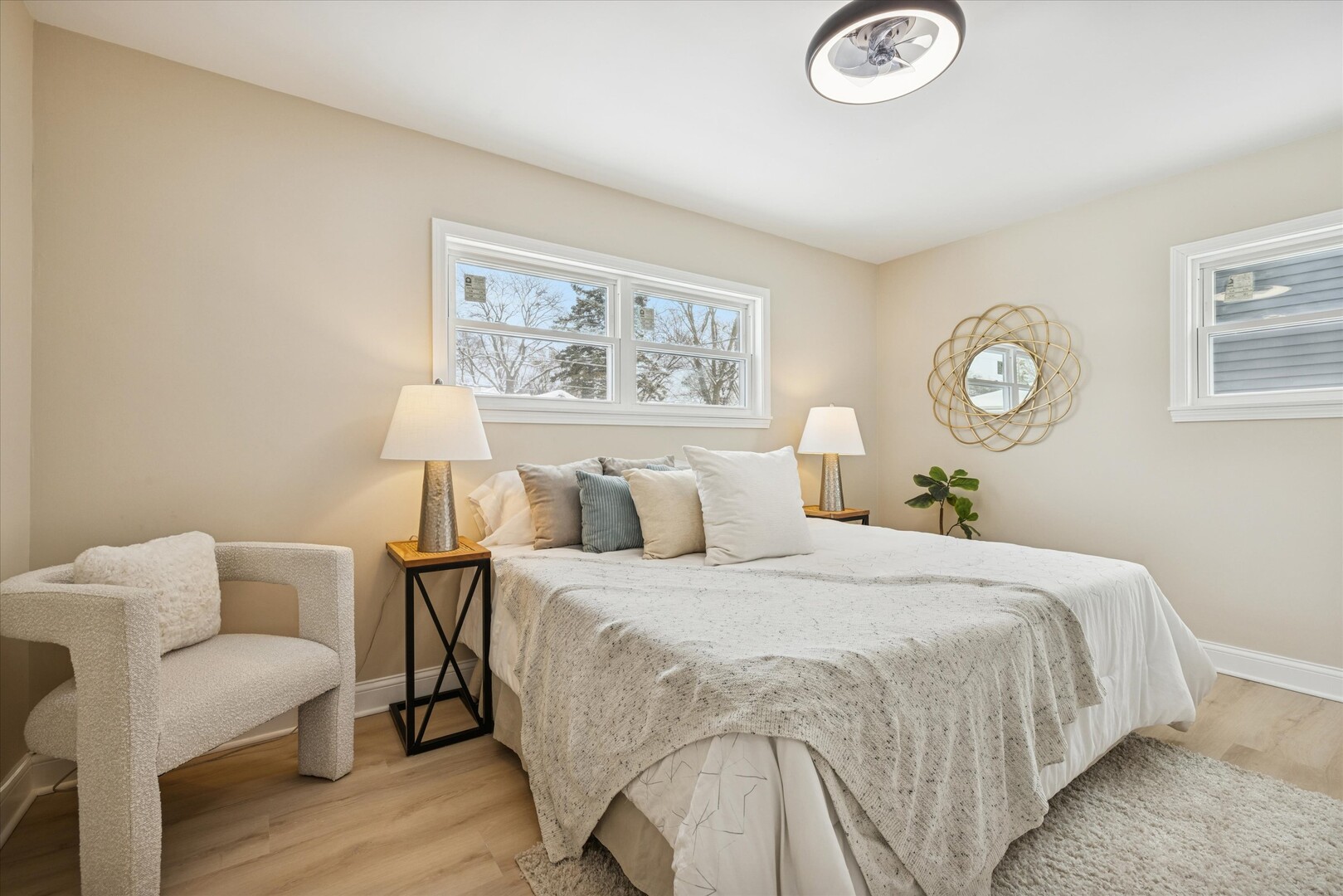 519 N Forest Avenue, Mount Prospect, IL 60056