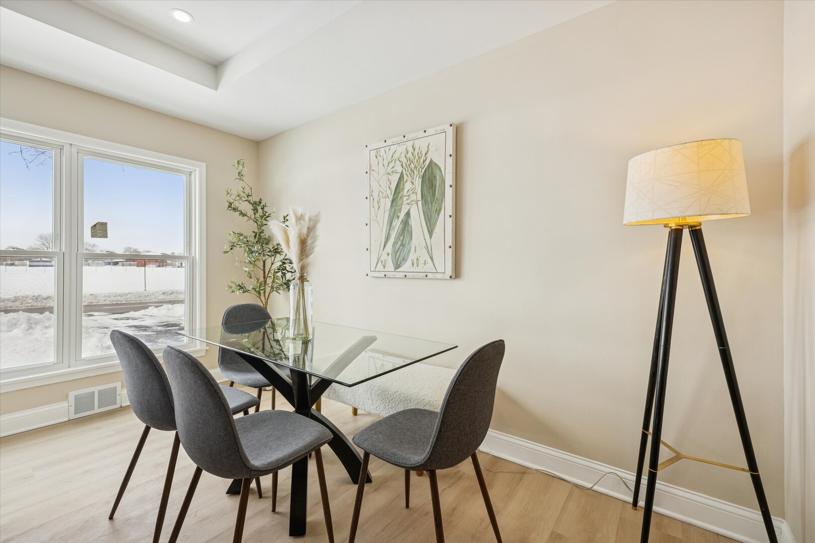 519 N Forest Avenue, Mount Prospect, IL 60056