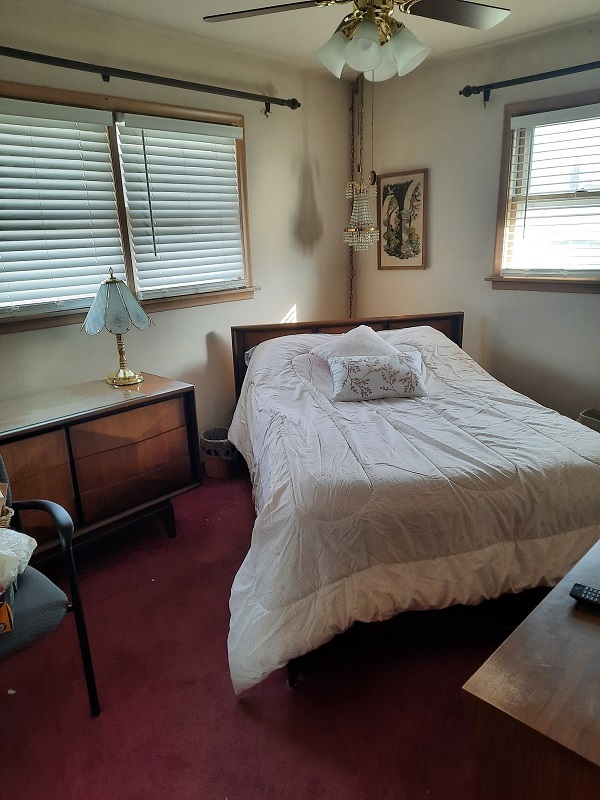 7912 W 73rd Street, Bridgeview, IL 60455