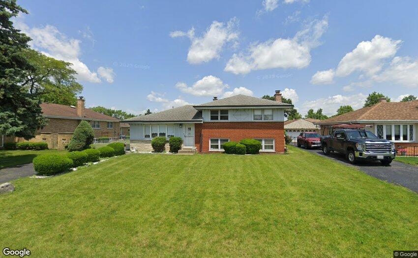 7912 W 73rd Street, Bridgeview, IL 60455