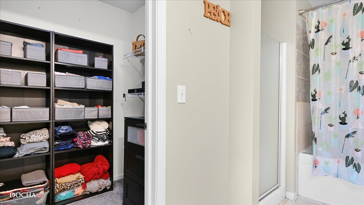 480 Vaughn Circle, Aurora, IL 60502