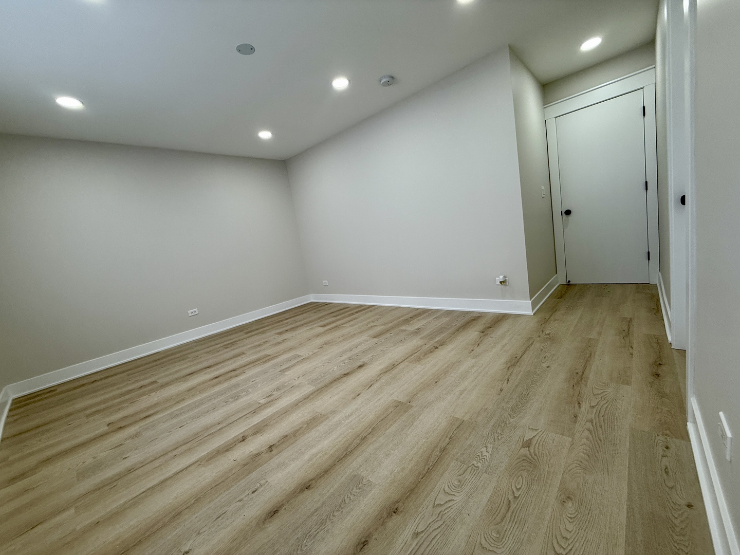 1928 N 75th Court, Elmwood Park, IL 60707