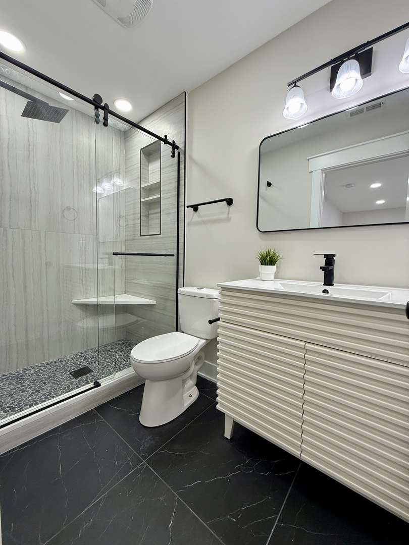 1928 N 75th Court, Elmwood Park, IL 60707