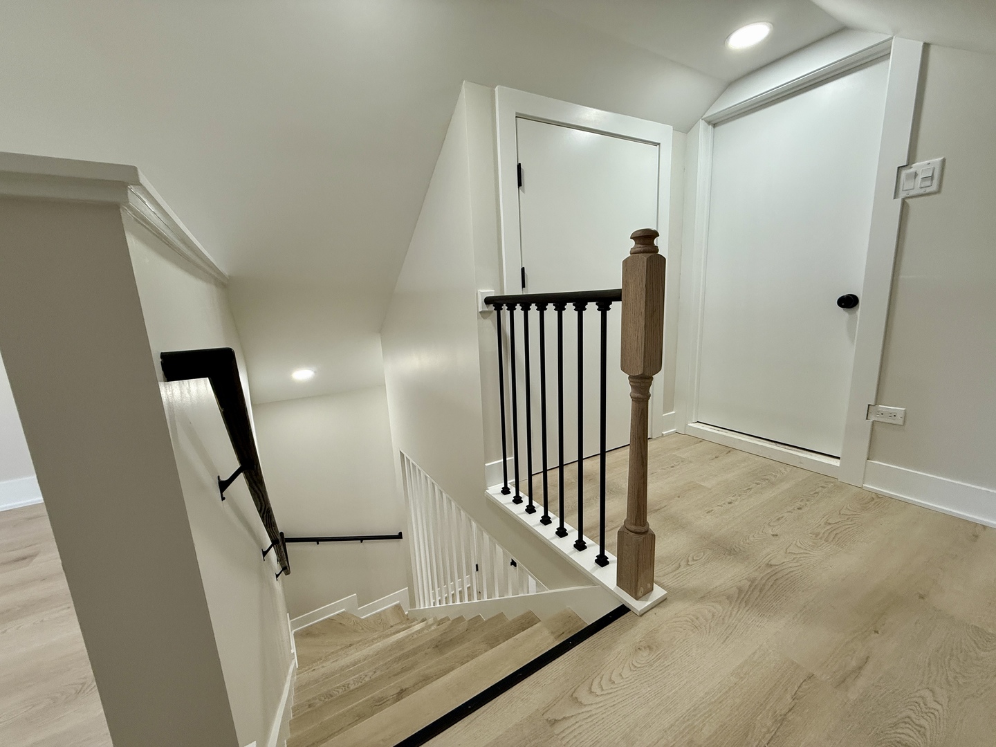 1928 N 75th Court, Elmwood Park, IL 60707