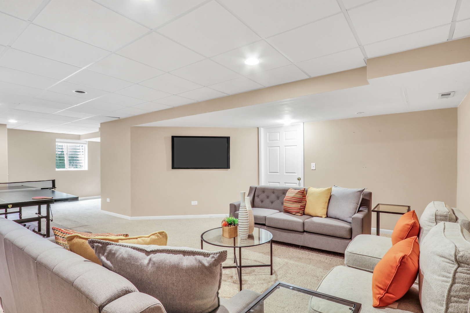 699 Snow Cap Court, Gurnee, IL 60031