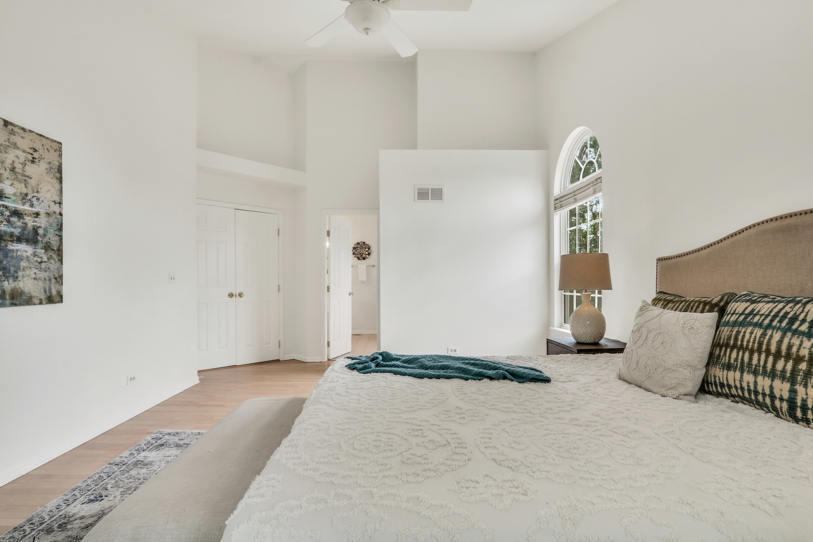 699 Snow Cap Court, Gurnee, IL 60031