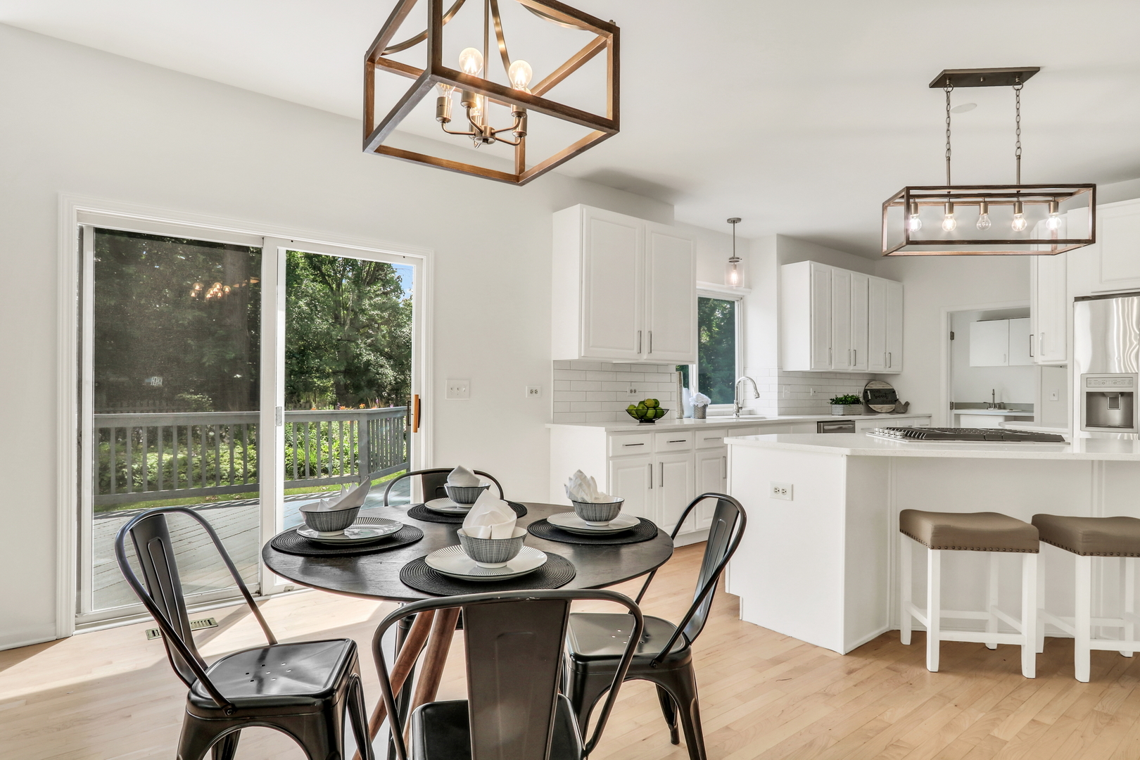 699 Snow Cap Court, Gurnee, IL 60031